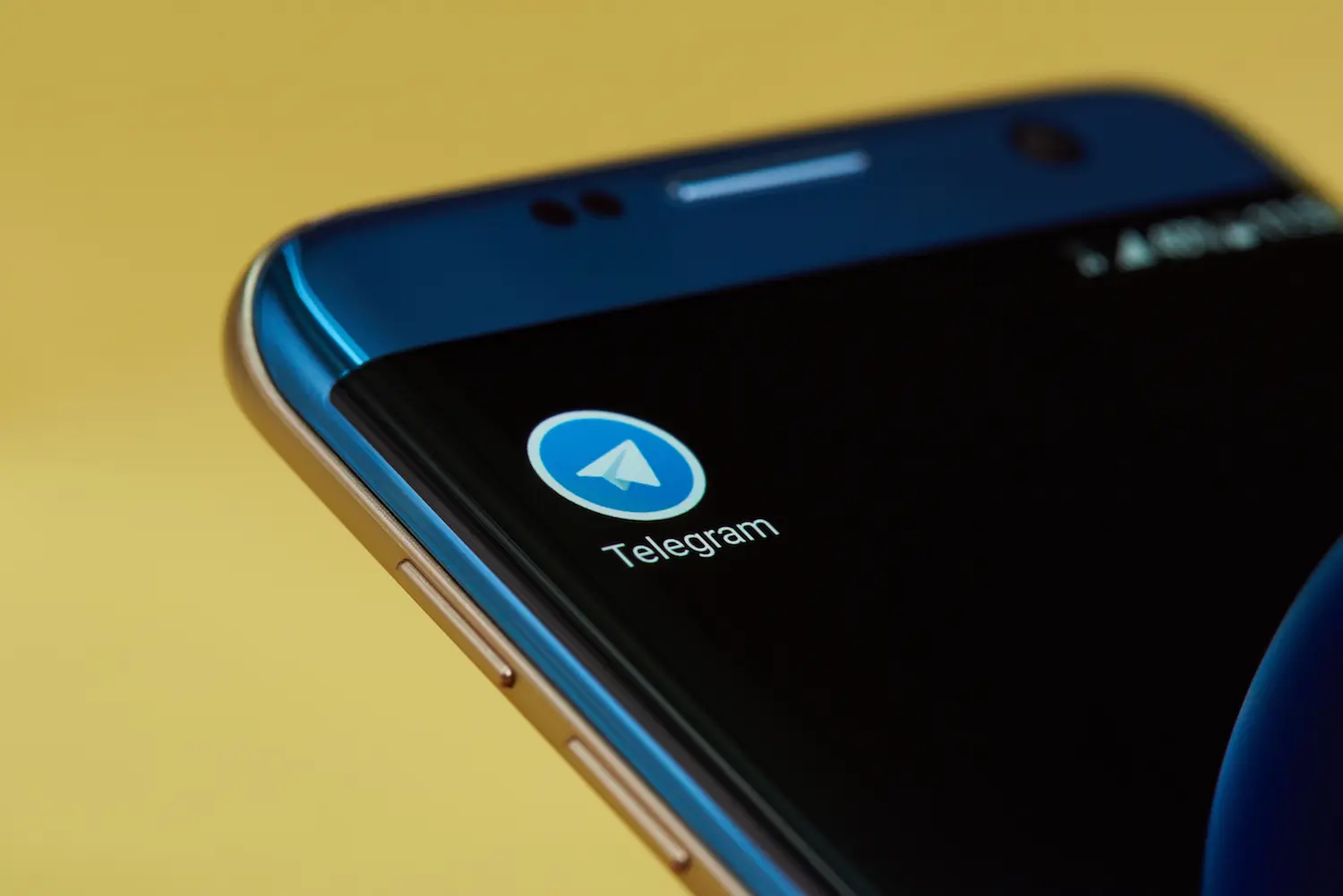 Kiszivárgott egy Telegram üzenetküldő videó a hamarosan induló gram tokenjéről | Gram tárca