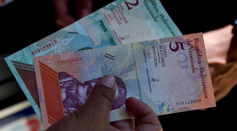 Már az ismert venezuelai közgazdász is a kriptókra szavaz a bolivár helyett