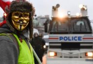 Bankot gyújtottak fel a francia tüntetők a fővárosban