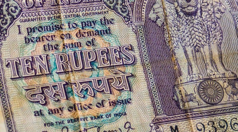 Jelentés: totális tiltást tervez India a digitális eszközökre?