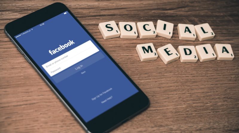 Brutális mennyiségű adatot gyűjt rólunk a Facebook, senki sincs biztonságban