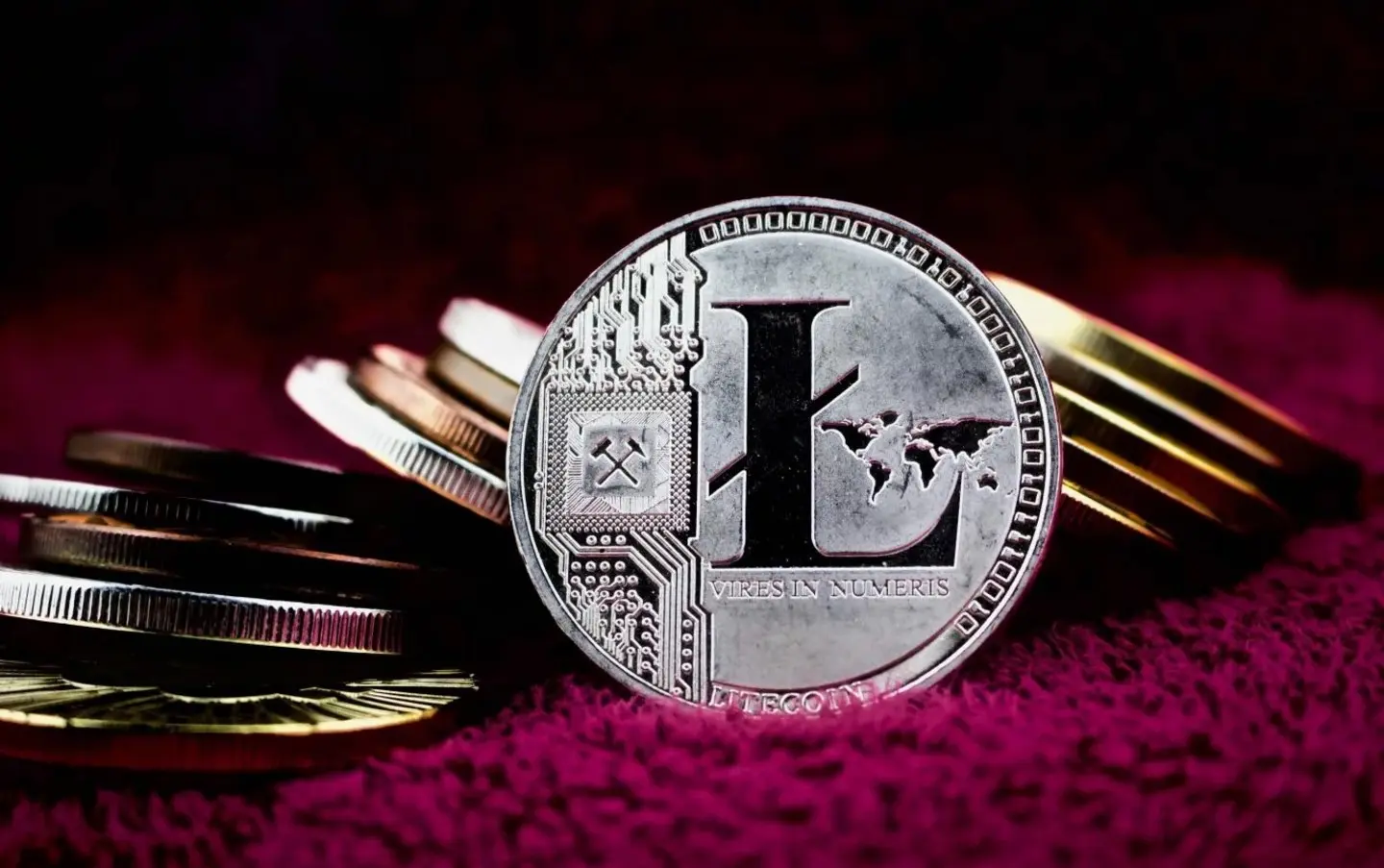 összes litecoin