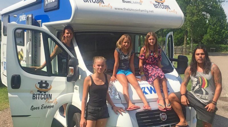 Újra világ körüli útra indul a holland Bitcoin család Újra világ körüli útra indul a holland Bitcoin család