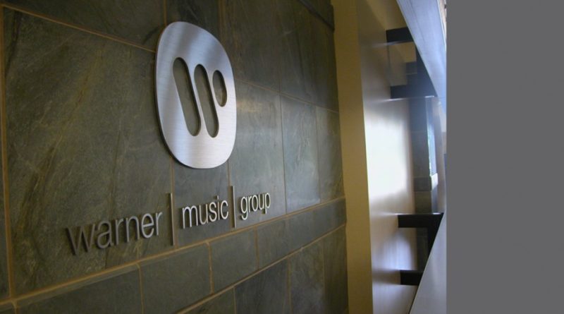 11 millió dollár blokklánc fejlesztésre: beszáll a Warner Music