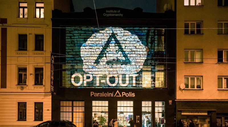 Hackerek Kongresszusa 2019: Az adatvédelemhez és a személyes szabadság megőrzéséhez fontos a kriptográfia használata Hackerek Kongresszusa 2019: Az adatvédelemhez és a személyes szabadság megőrzéséhez fontos a kriptográfia használata