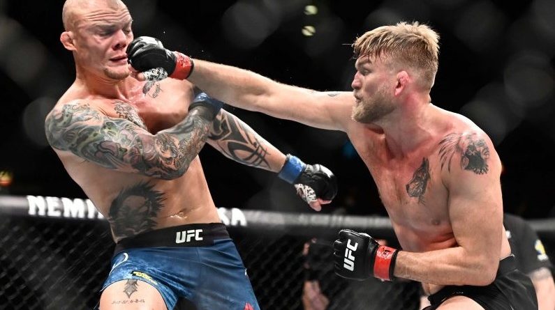 Láttál már YouTubert és blokklánc fejlesztőt bunyózni? Itt az alkalom