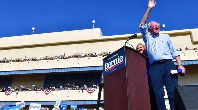 Bernie Sanders elnökjelölt az Internetet az emberi alapjogok közé sorolná