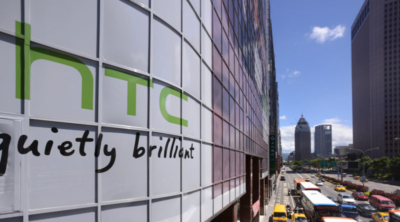 Iszonyú évet zárt a HTC, a blokklánc telefonok se segítettek
