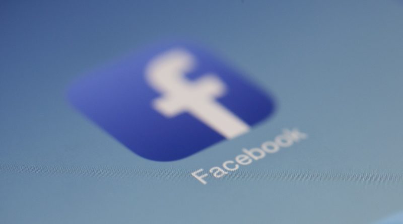 A Facebook ,7 milliárdot pumpál egy indiai digitális fizetési rendszerbe