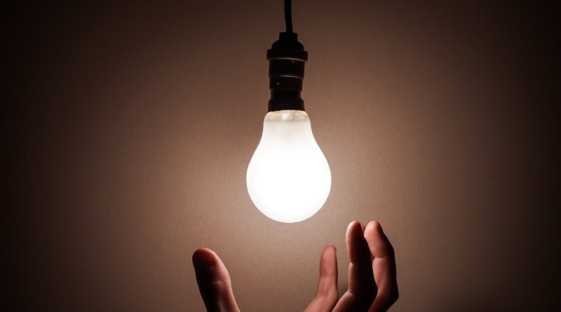 Villanykörtével lehallgatni egy beszélgetést? Ma már ez is lehetséges Villanykörtével lehallgatni egy beszélgetést? Ma már ez is lehetséges