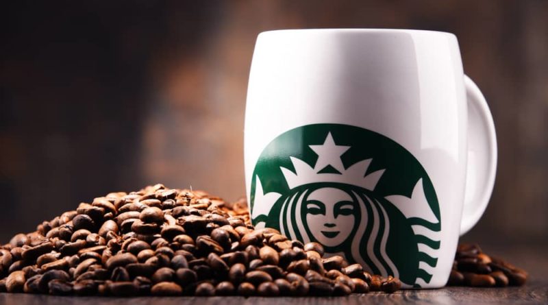 Már a Starbucks kávéit is blokkláncon követik nyomon