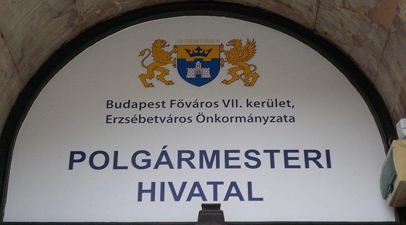 Egyedi díjazás