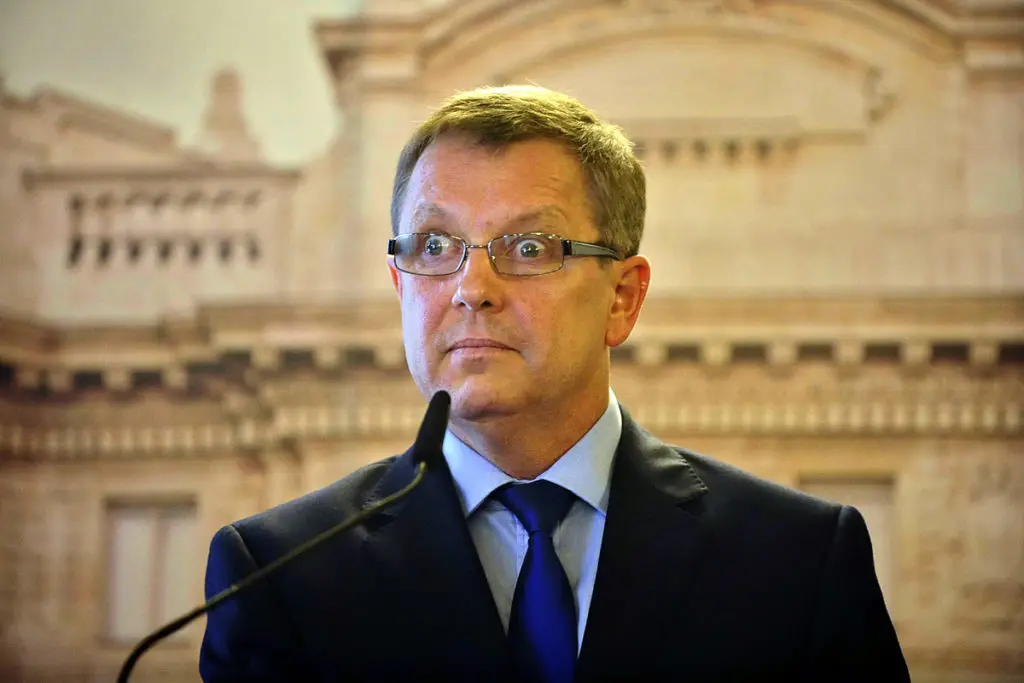KDB bank bírság