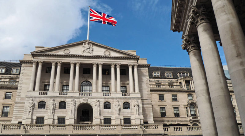 A Bank of England nagyipari pénznyomtatásba kezdett