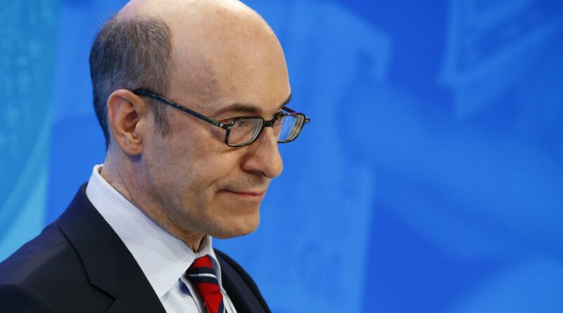 Rogoff szerint a központi bankok miatt nem lesz mainstream a BTC