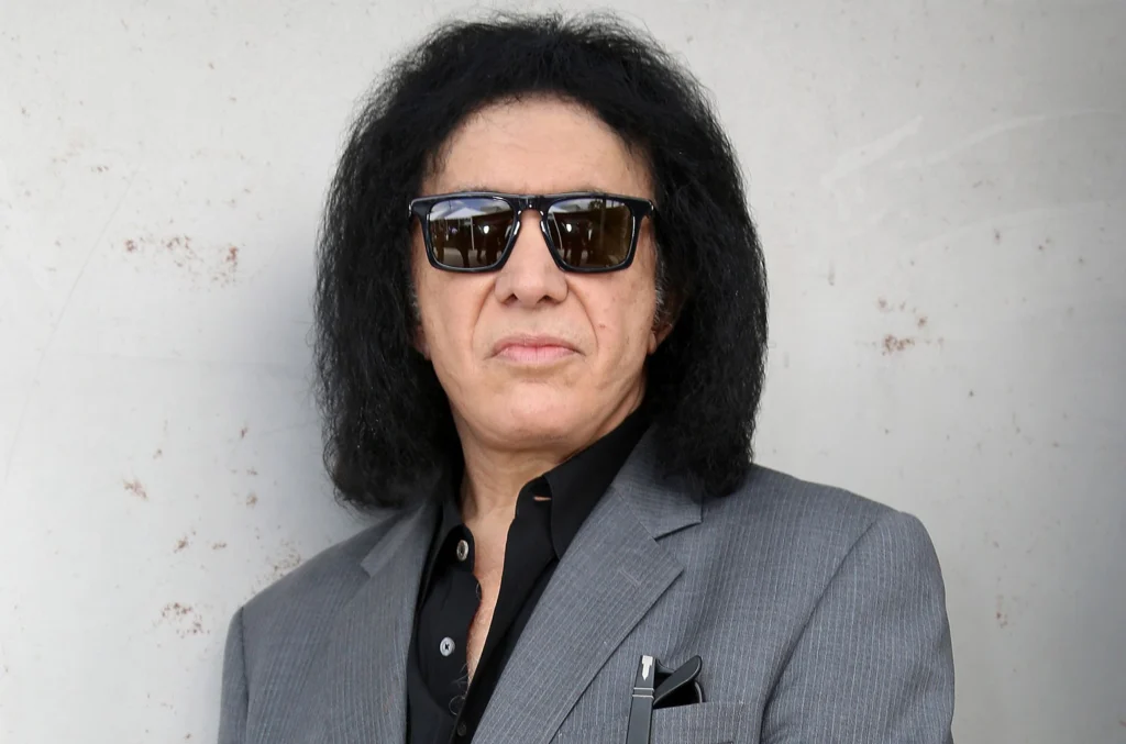 Gene Simmons, Bitcoin milliomos