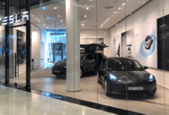 Tesla bitcoinnal fizetés