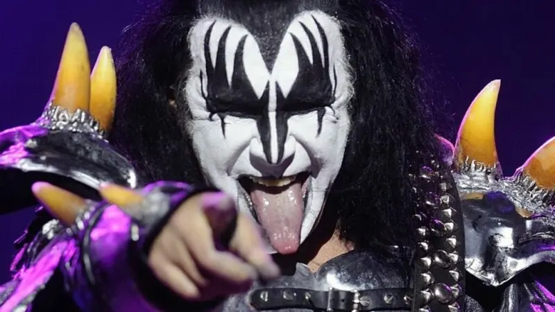 Gene Simmons KISS frontembere