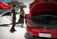 kínai hadsereg Tesla