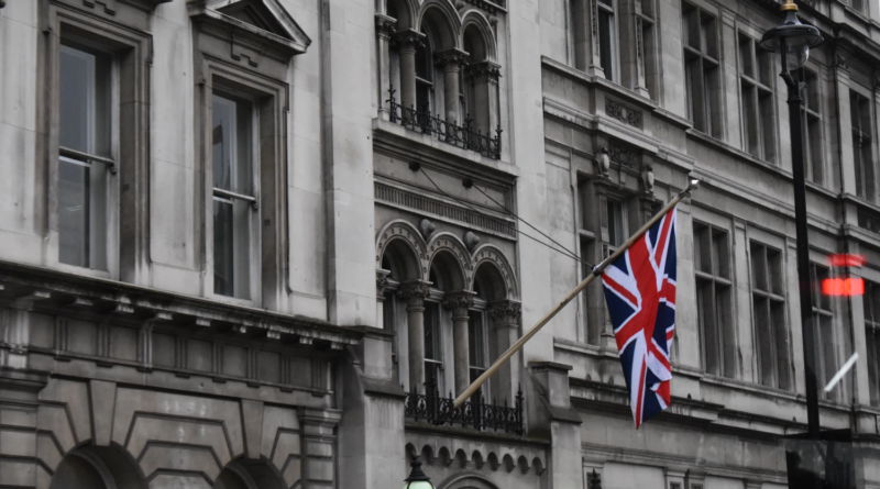 A brit pénzügyi hatóság adathalászatra figyelmezteti a befektetőket