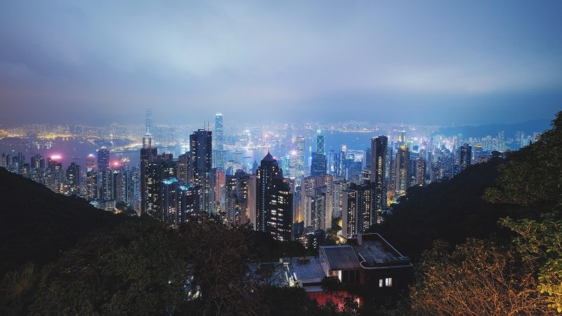 Hongkong megtiltaná a kisbefektetőknek a kriptovaluta kereskedést