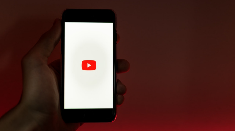 A YouTube csak 7 millió dollárt szán a digital-first újságírók és szerkesztőségek támogatására