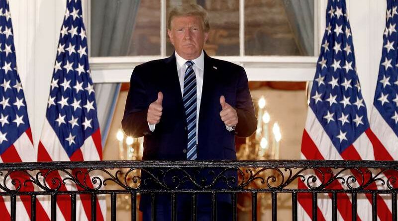 Mindenkit is beperel Donald Trump a szólásszabadság jegyében