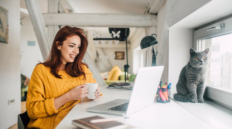 Őrület a köbön: COVID védettségi igazolás kell home office-ban is