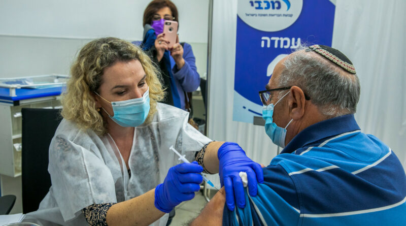Az ész megáll: Izrael már terroristákat megfigyelő alkalmazással követi nyomon az omikronos betegeket
