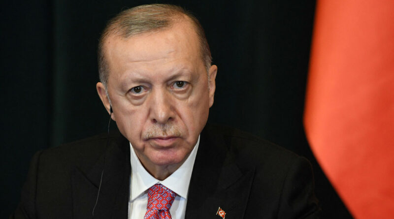 Mire készülnek a törökök? El Salvadorral tárgyal Erdogan