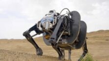 Kína négylábú robot