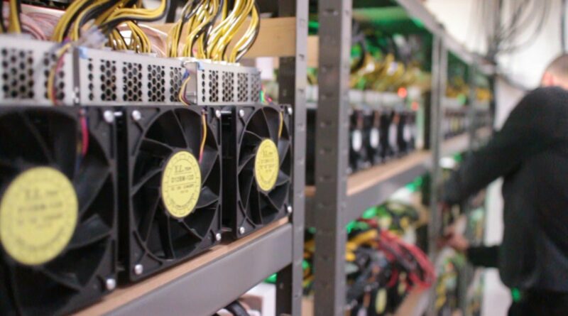 A bitcoin hosting bányászat működése, annak előnyei és hátrányai A bitcoin hosting bányászat működése, annak előnyei és hátrányai