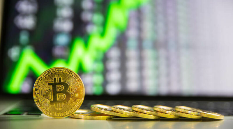 Elképesztő, mi történik idén - Történelmi csúcson a bitcoin