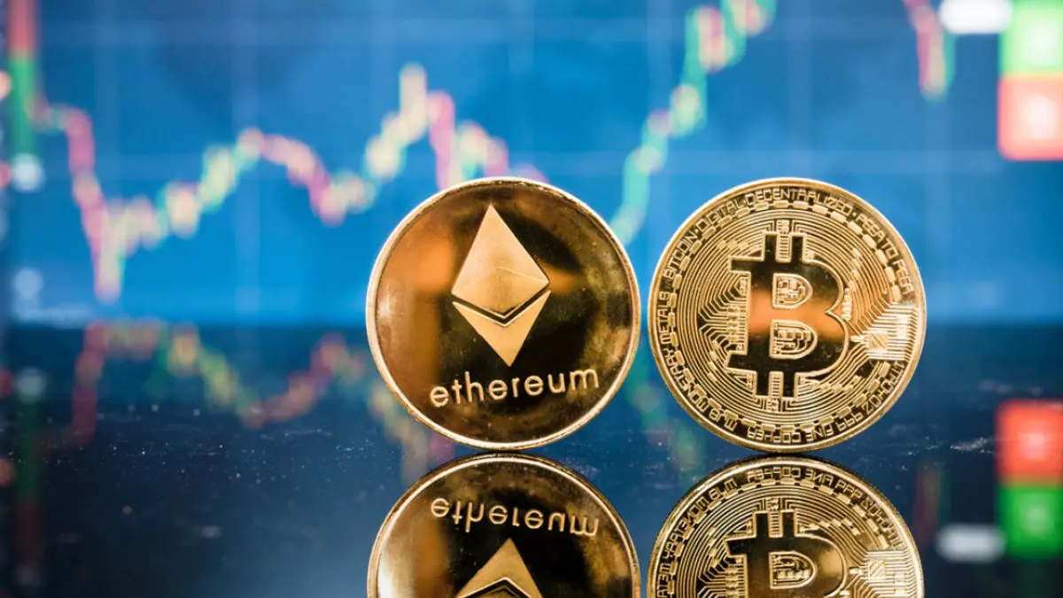 Bitcoin Ethereum zuhant