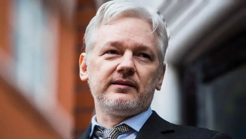 Kiadatás, wikileaks,