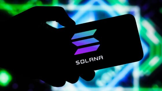 Öt hete csökken a Solana decentralizált tőzsdei kereskedési volumene