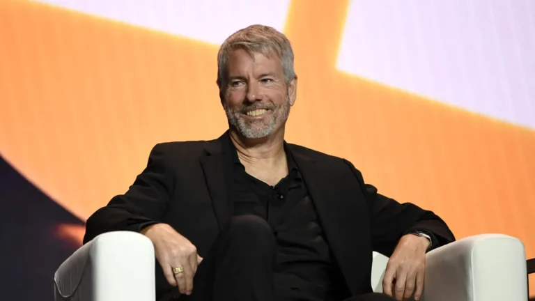 Mennyi az annyi? Ekkora BTC-vagyont halmozott fel Michael Saylor személyesen