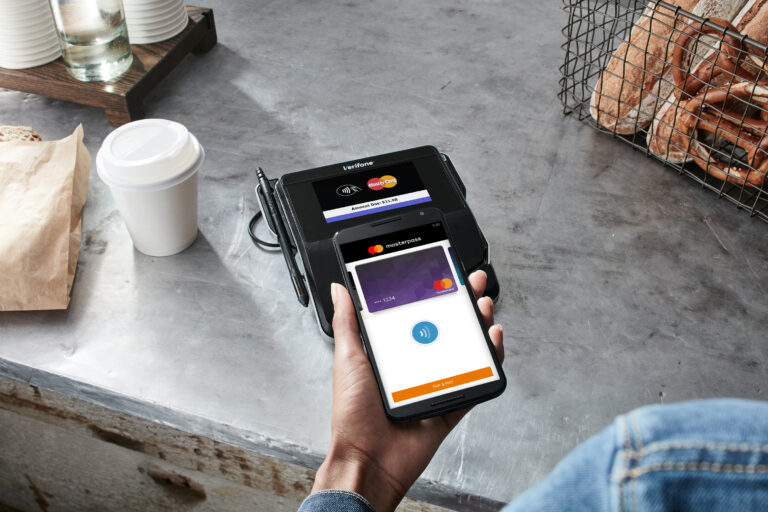 A Mastercard 2 milliárd dollárt költ egy kriptós startup felvásárlására