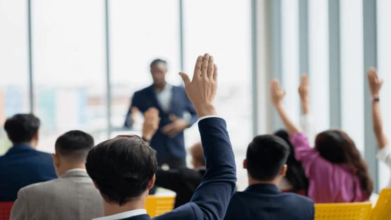 meeting-organization-discussion