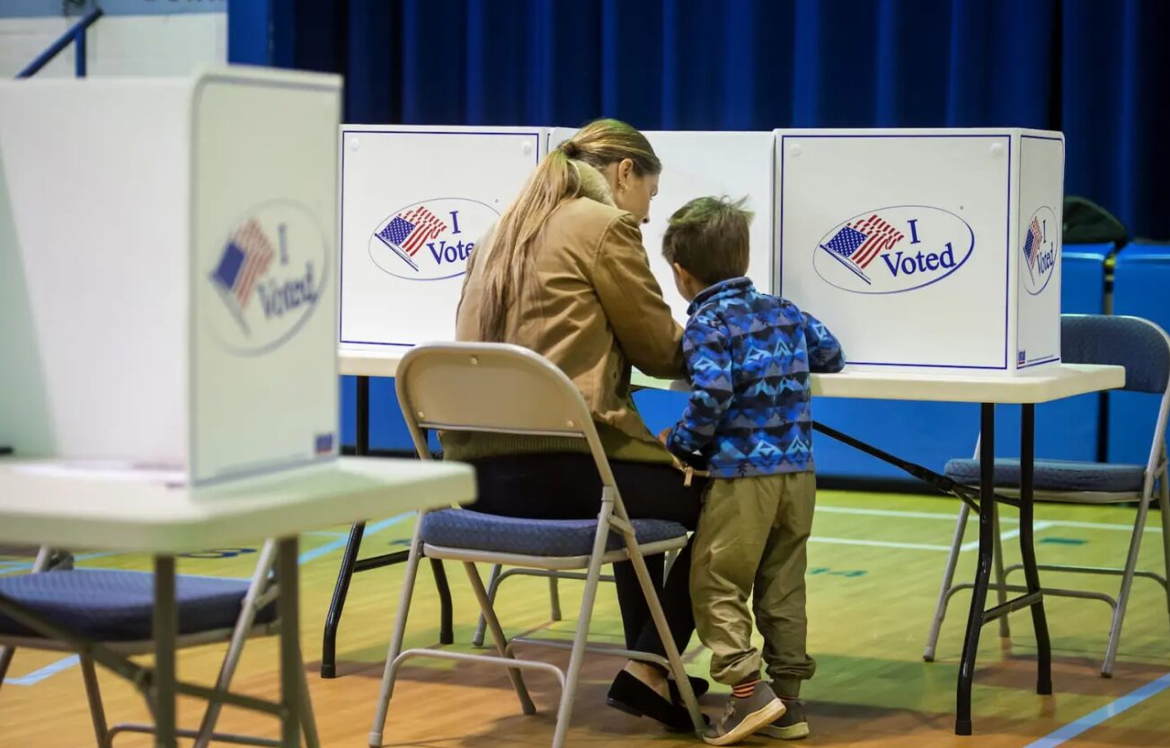 félidős választás