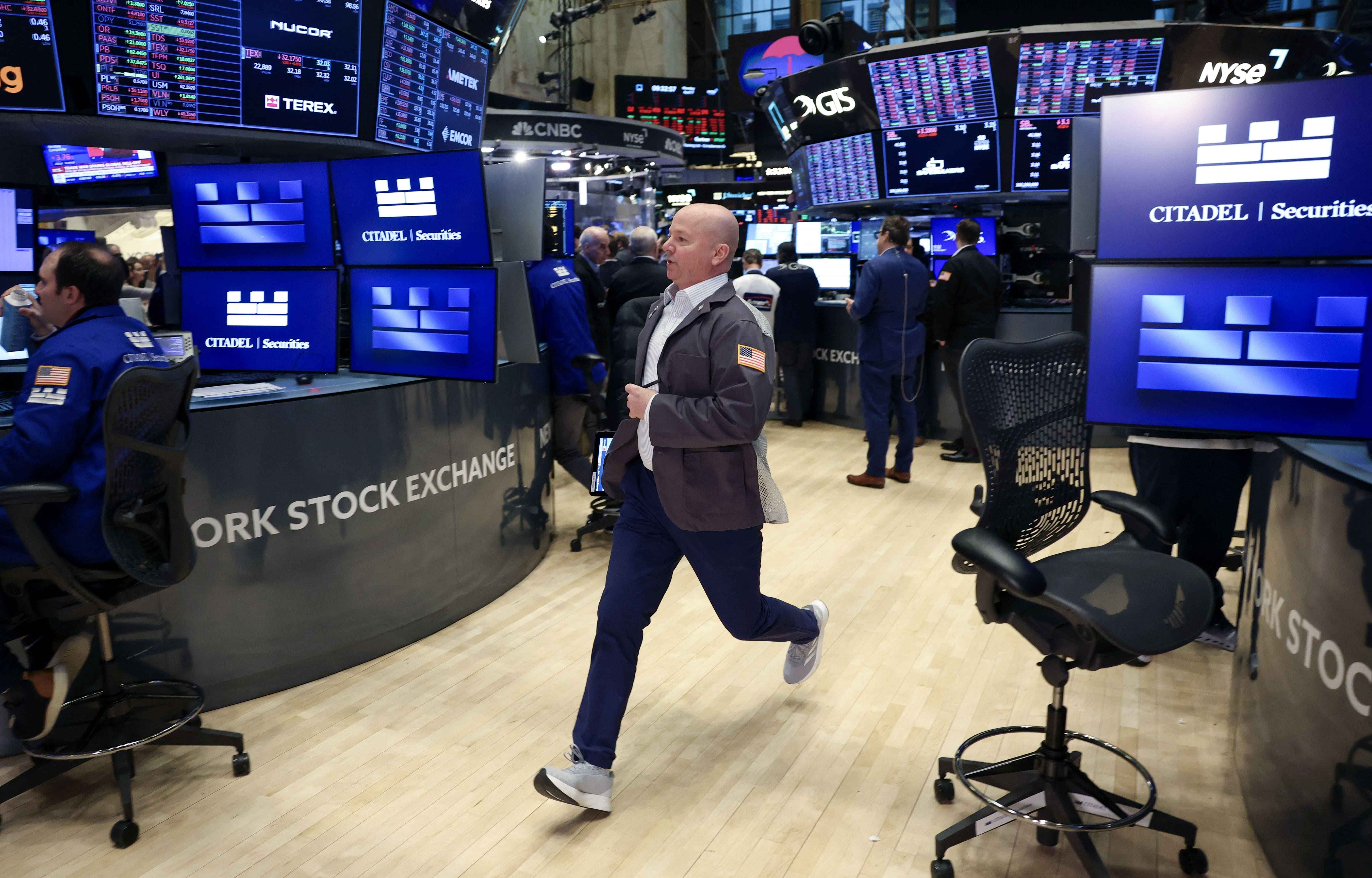 Wall street bitcoin etf blackrock